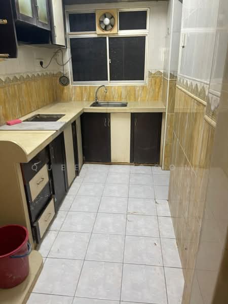 Pangsapuri untuk Dijual di The Ocean View (Bandar Sri Pinang) - Queenie Goon - Kitchen - PropertyGuru.com.my