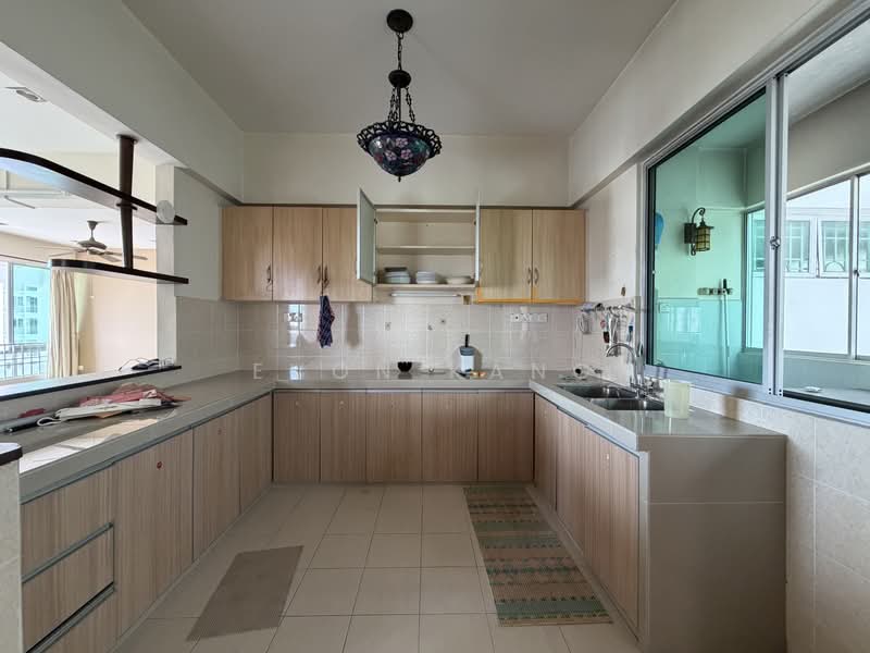 Kondominium untuk Dijual di Straits Regency - Evon Kang - Kitchen - PropertyGuru.com.my