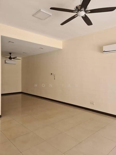 3-storey Terraced House for Rent in Mutiara Bukit Jalil (Bukit Jalil) - Hon Ian - Living Room - PropertyGuru.com.my