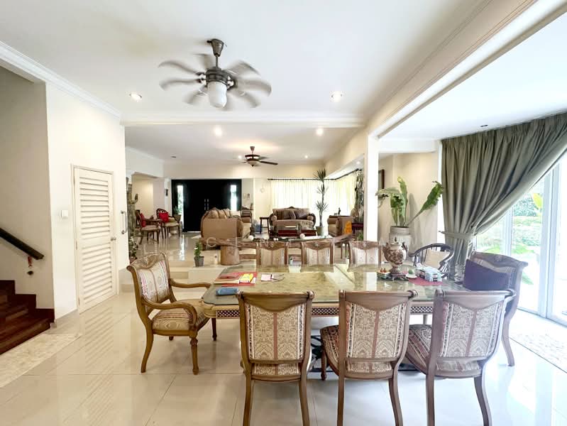Rumah Berkembar untuk Dijual di Tropicana (Selangor) - Vincent Liaw - Living Room - PropertyGuru.com.my