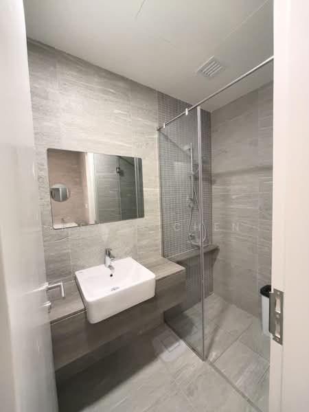 Servis Apartment untuk Disewa di Edelweiss @ Tropicana Gardens - Remus Chen - Bathroom - PropertyGuru.com.my