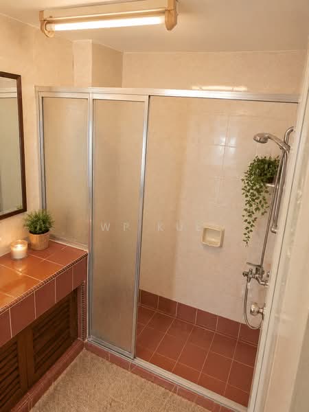 Kondominium untuk Dijual di Tiara Kelana - WP Kue - Bathroom - PropertyGuru.com.my