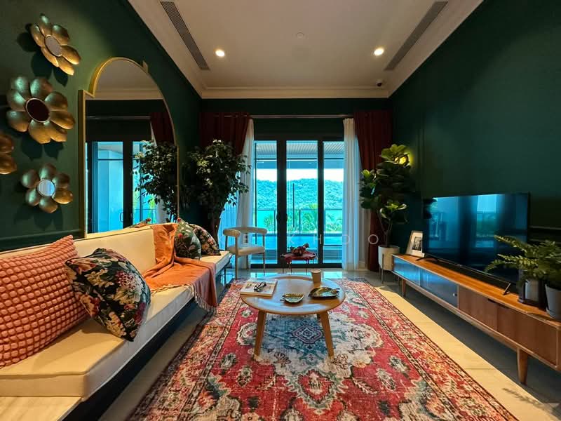 Condominium for Sale at Queens Residences Q3 @ Queens Waterfront - Jake Khoo - Living Room - PropertyGuru.com.my