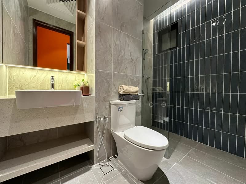 Condominium for Sale at Queens Residences Q3 @ Queens Waterfront - Jake Khoo - Bathroom - PropertyGuru.com.my