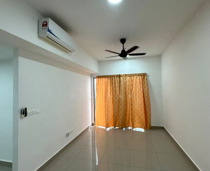 Servis Apartment untuk Disewa di M Arisa - Eva Yap - Living Room - PropertyGuru.com.my