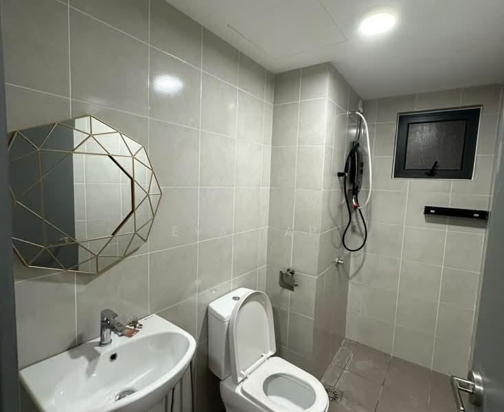 Servis Apartment untuk Disewa di M Arisa - Eva Yap - Bathroom - PropertyGuru.com.my