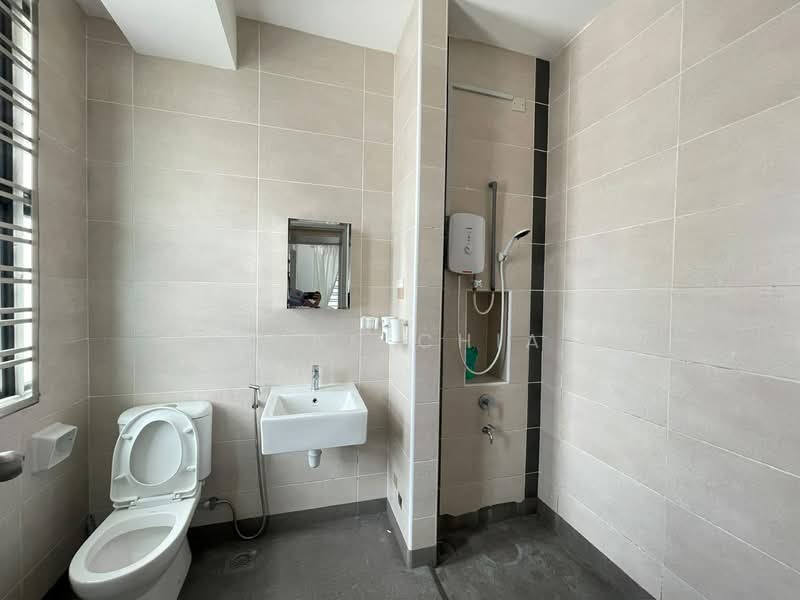 2-storey Terraced House for Sale in Johor Bahru (Johor) - Joan Chia - Bathroom - PropertyGuru.com.my