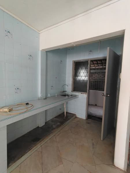 2-storey Terraced House for Sale in Taman Segambut (Jalan Kuching) - Kai Ren - Kitchen - PropertyGuru.com.my