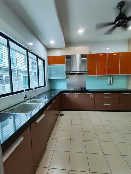 Rumah Teres 3-Tingkat untuk Dijual di Cheras (Selangor) - Amy Chin - Kitchen - PropertyGuru.com.my