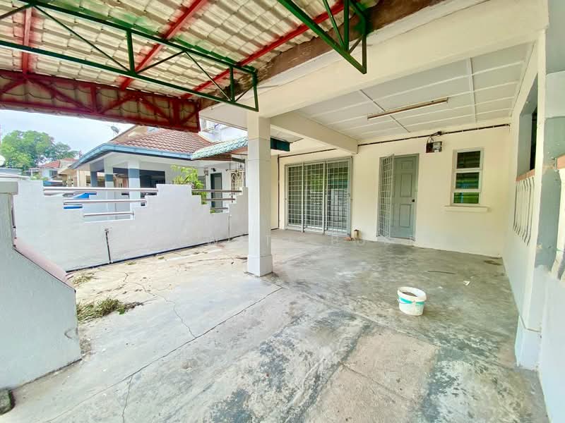 2-storey Terraced House for Rent in Taman Sri Andalas (Klang) - Salawati Busro - Exterior - PropertyGuru.com.my
