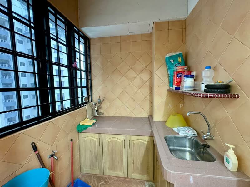 Pangsapuri untuk Dijual di Mawar Apartment - Jennifer Yap - Wet kitchen - PropertyGuru.com.my