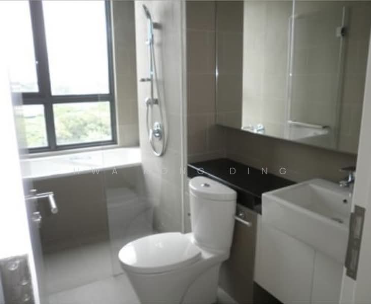 Service Residence for Sale at Three28 Tun Razak - Hwa Kong Ding - Bathroom - PropertyGuru.com.my