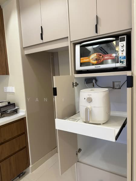 Servis Apartment untuk Disewa di Quinn Residence - Yanny Siow - Kitchen - PropertyGuru.com.my