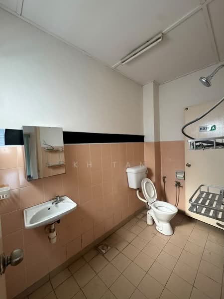 Terraced House for Rent in Bandar Mahkota Cheras (Cheras) - KH Tan - Bathroom - PropertyGuru.com.my