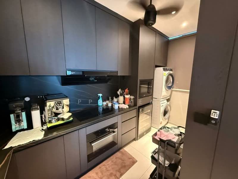 Condominium for Rent at Queens Residences Q1 @ Queens Waterfront - Apple Yeap - Kitchen - PropertyGuru.com.my