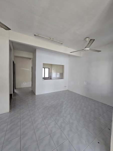 2-storey Terraced House for Sale in Bandar Putra Permai (Seri Kembangan) - Given Chin - Interior - PropertyGuru.com.my