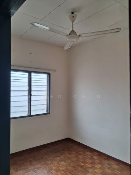 2-storey Terraced House for Sale in Bandar Putra Permai (Seri Kembangan) - Given Chin - Interior - PropertyGuru.com.my