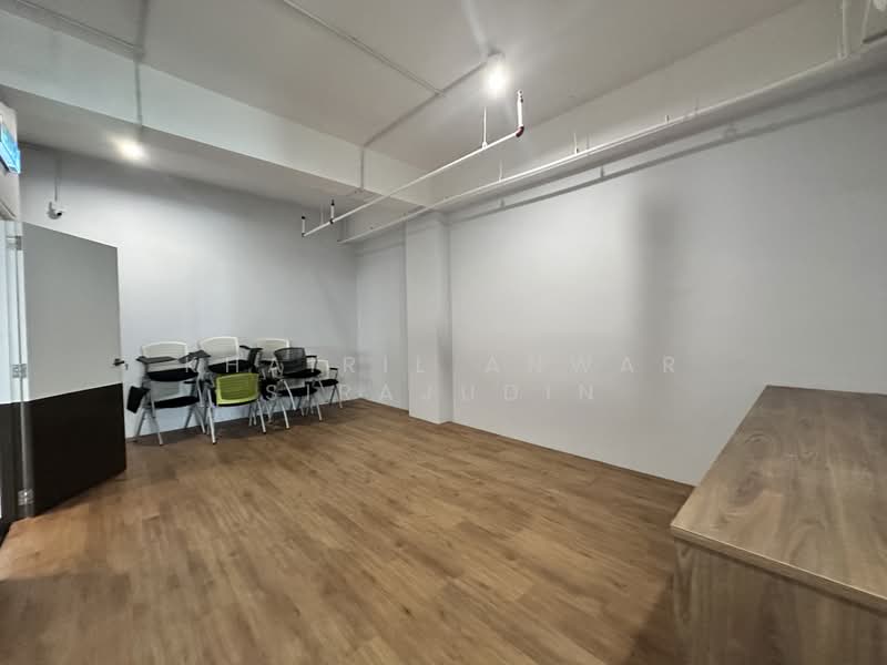 Office for Rent in Bukit Jelutong (Shah Alam) - Khairil Anwar Sirajudin - Interior - PropertyGuru.com.my