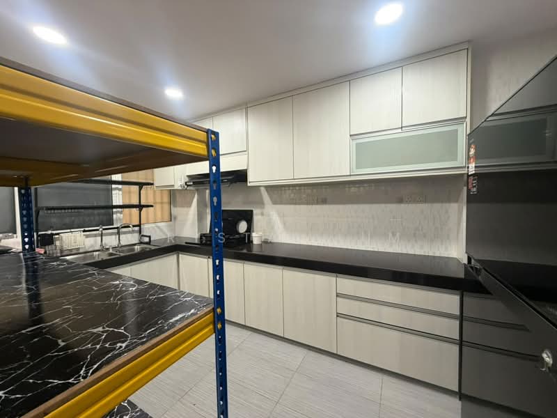 Apartment for Rent at Seri Puri - Crystal Lum - Kitchen - PropertyGuru.com.my