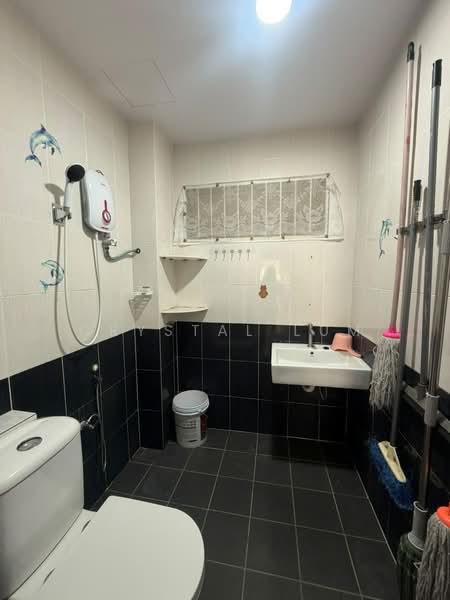Apartment for Rent at Seri Puri - Crystal Lum - Bathroom - PropertyGuru.com.my