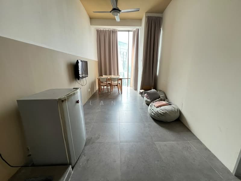 Servis Apartment untuk Disewa di Empire Damansara - Alan Tai - Living Room - PropertyGuru.com.my