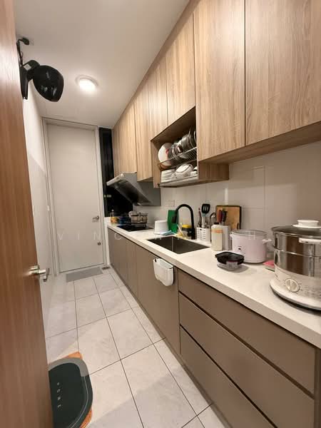 Rumah Teres 3 Tingkat untuk Disewa di Taman Puchong Legenda (Puchong) - Vincent Beh - Kitchen - PropertyGuru.com.my