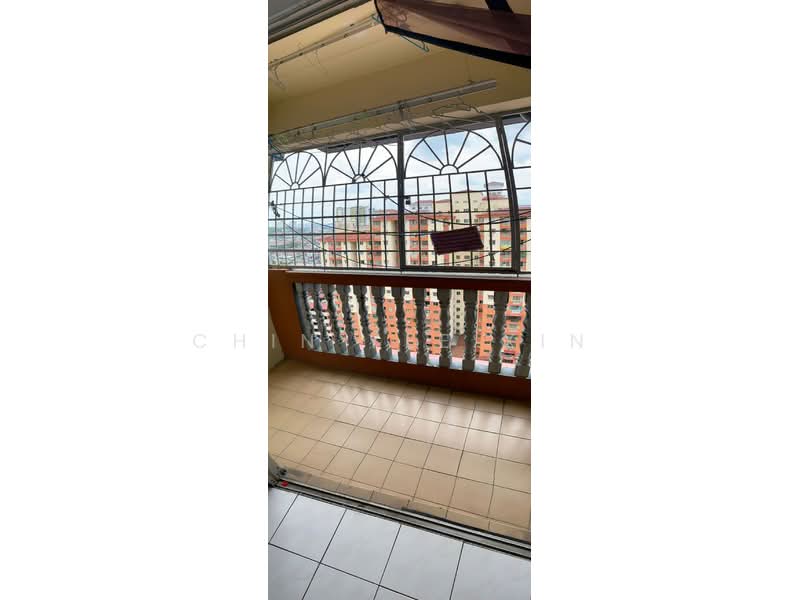 Pangsapuri untuk Disewa di Sri Raya Apartments - Chin Yee Xin - Balcony - PropertyGuru.com.my