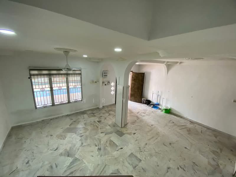 2-storey Terraced House for Sale in Taman Bukit Rawang Jaya (Rawang) - Shirly Ng - Living Room - PropertyGuru.com.my