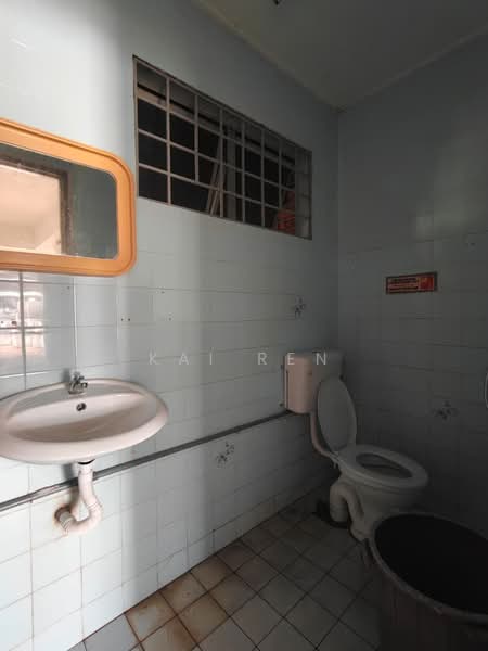 Rumah Teres 2 Tingkat untuk Dijual di Kuala Lumpur (Kuala Lumpur) - Kai Ren - Bathroom - PropertyGuru.com.my