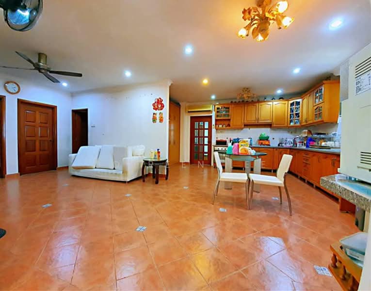 Semi-Detached House for Rent in Gelugor (Penang) - Correen Lee - Living Room - PropertyGuru.com.my