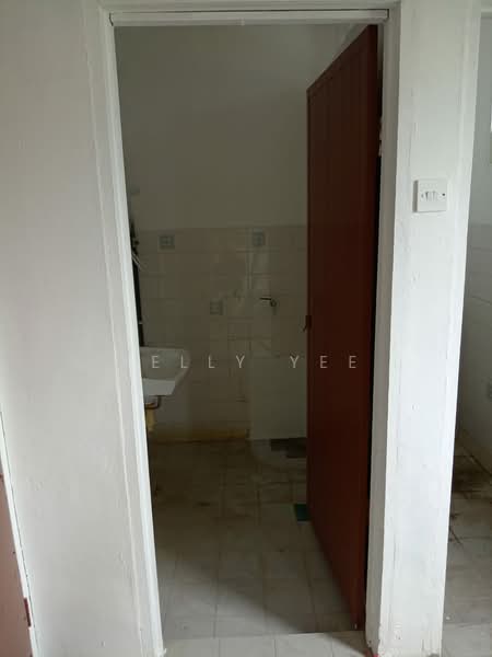 Shop for Rent in Bukit Mertajam (Penang) - Kelly Yee - Bathroom - PropertyGuru.com.my