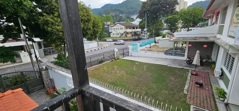 Rumah Berkembar untuk Dijual di Island Glades (Jelutong) - A Ee Ee - Exterior - PropertyGuru.com.my