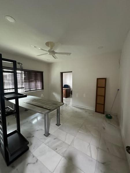 Rumah Berkembar untuk Dijual di Island Glades (Jelutong) - A Ee Ee - Interior - PropertyGuru.com.my