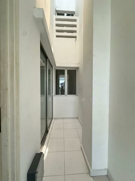 Rumah Teres 2 Tingkat untuk Dijual di Setia Tropika (Johor Bahru) - Joan Chia - Corridor - PropertyGuru.com.my