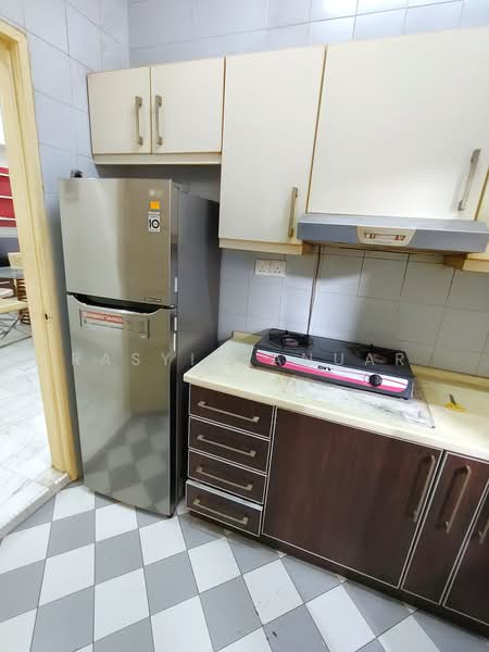 Condominium for Sale at Villa Putra - Rasyid Anuar - Kitchen - PropertyGuru.com.my