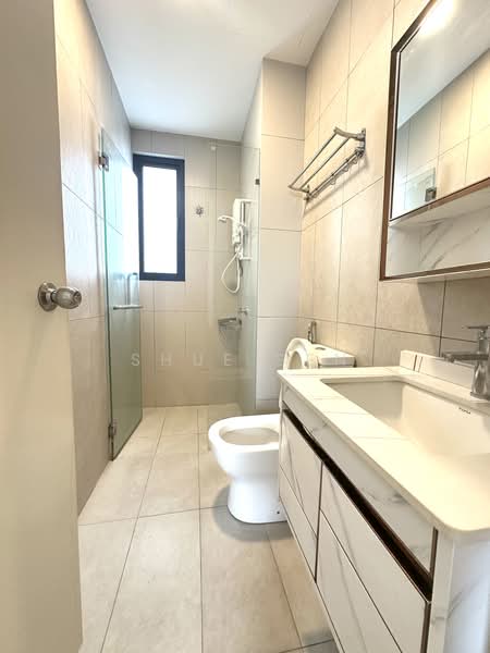 Service Residence for Rent at Kenwingston Skylofts - Shue Sen - Bathroom - PropertyGuru.com.my