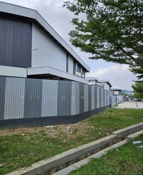 Warehouse for Rent in Bandar Sri Sendayan (Negeri Sembilan) - Pit Voon Yap - Exterior - PropertyGuru.com.my