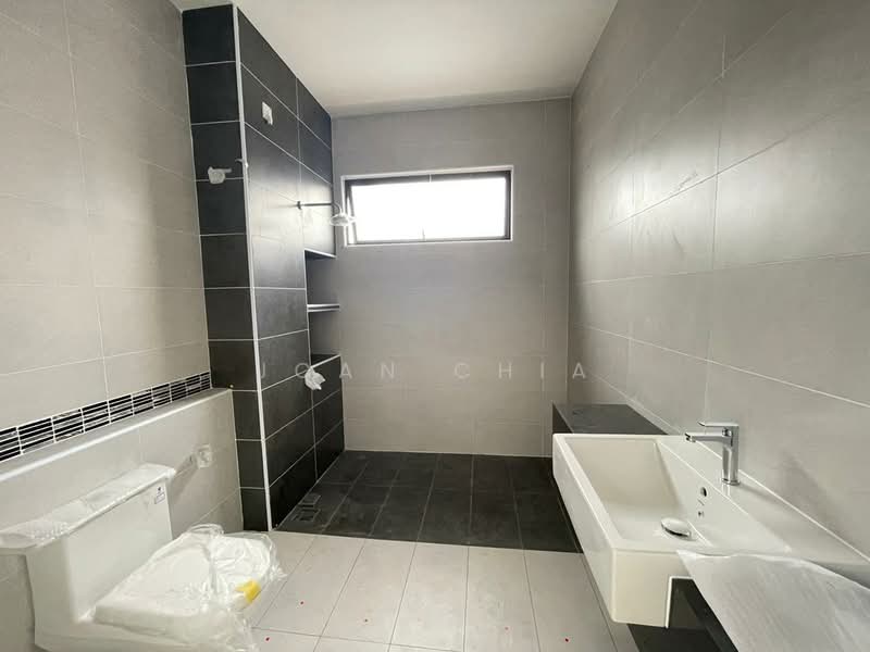 Terraced House for Sale in Taman Desa Tebrau (Tebrau) - Joan Chia - Bathroom - PropertyGuru.com.my