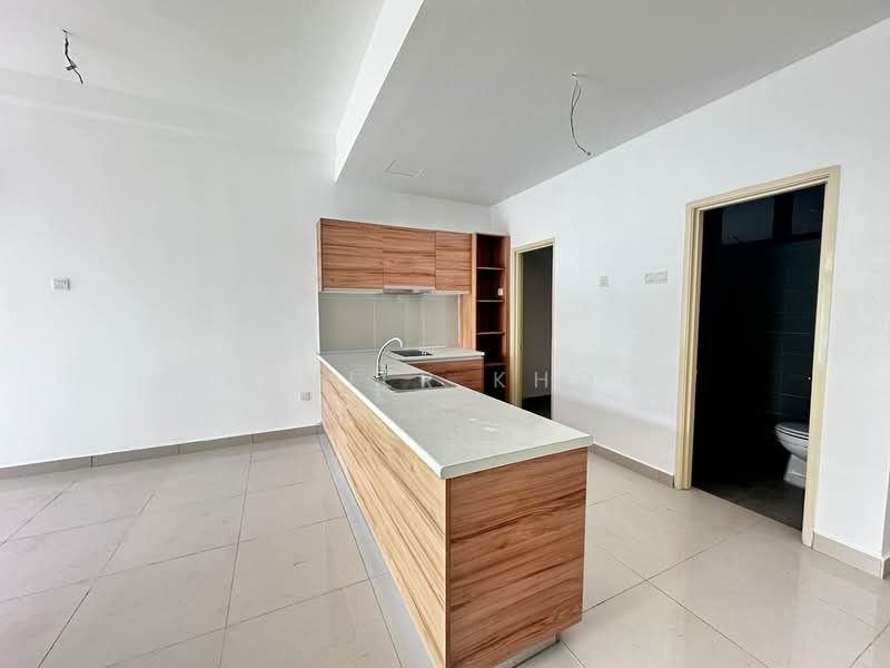 Service Residence for Sale at Palazio - ZAVIER KHOO - Kitchen - PropertyGuru.com.my