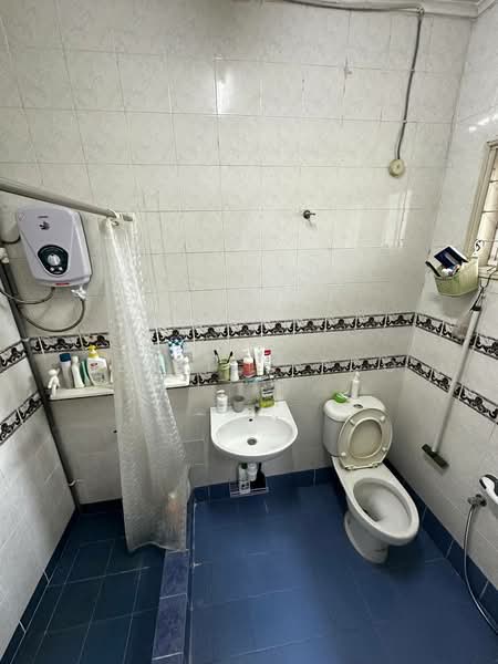 Rumah Teres 2 Tingkat untuk Dijual di Bandar Sri Damansara (Selangor) - Jerrick Foo - Bathroom - PropertyGuru.com.my