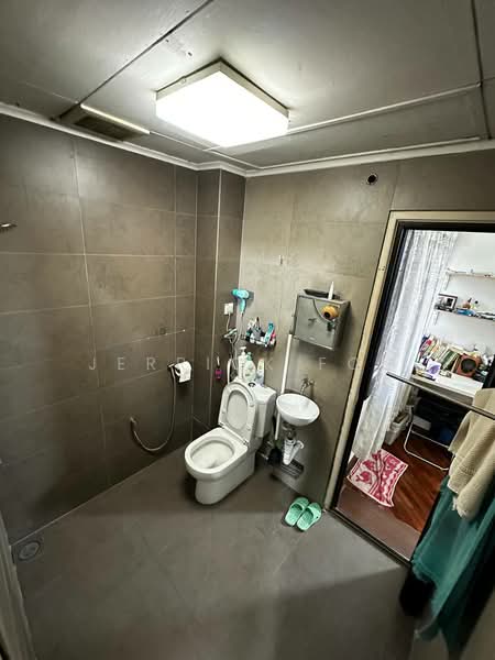 Rumah Teres 2 Tingkat untuk Dijual di Bandar Sri Damansara (Selangor) - Jerrick Foo - Bathroom - PropertyGuru.com.my