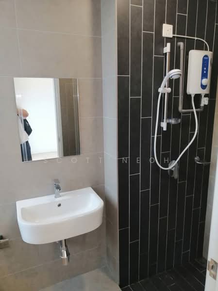 Servis Apartment untuk Disewa di H2O Residences - Scott Neoh - Bathroom - PropertyGuru.com.my