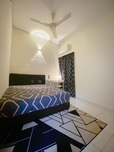 Kediaman Servis untuk Dijual di SetiaWalk - Swee Lin Quah - Bedroom - PropertyGuru.com.my