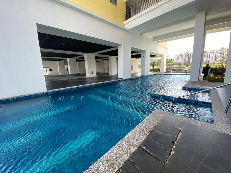 Kediaman Servis untuk Dijual di SetiaWalk - Swee Lin Quah - Exterior - PropertyGuru.com.my