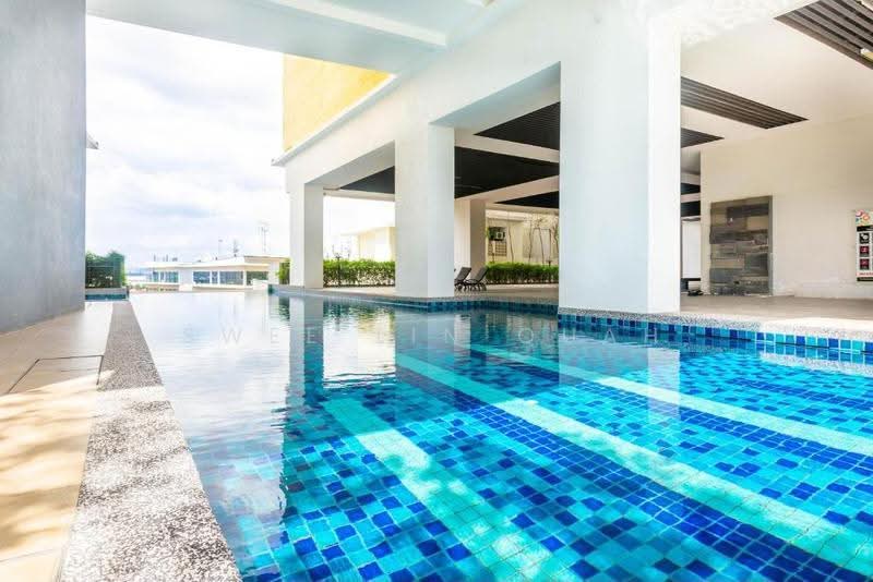 Kediaman Servis untuk Dijual di SetiaWalk - Swee Lin Quah - Pool - PropertyGuru.com.my