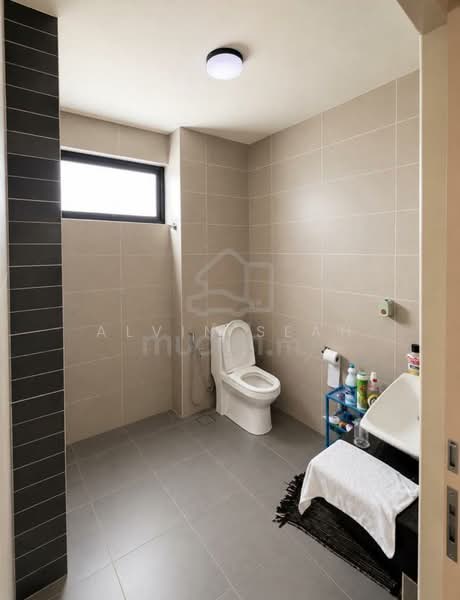Rumah Teres untuk Dijual di Shah Alam (Selangor) - Alvin Seah - Bathroom - PropertyGuru.com.my