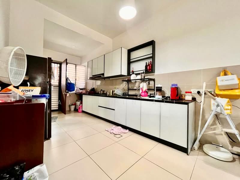 Rumah Teres untuk Dijual di Elmina (Shah Alam) - Aizuddin Ali - Kitchen - PropertyGuru.com.my