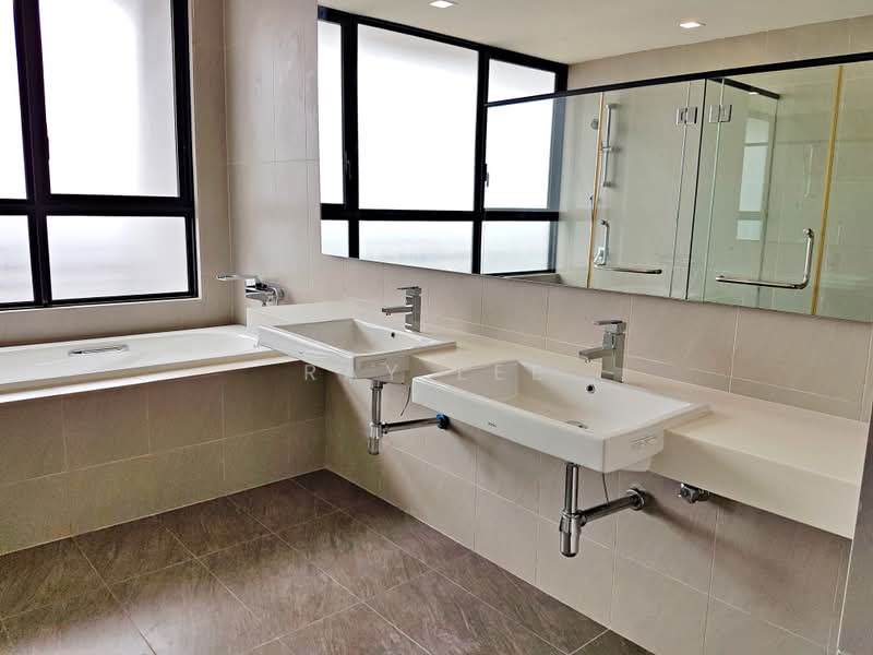 Servis Apartment untuk Dijual di Jaya One Residences - Ray Lee - Bathroom - PropertyGuru.com.my