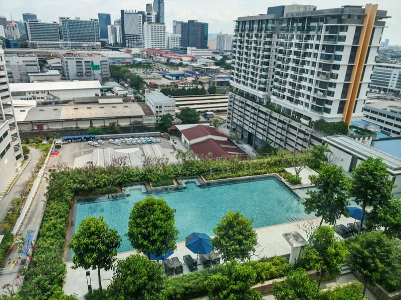 Servis Apartment untuk Dijual di Jaya One Residences - Ray Lee - Exterior - PropertyGuru.com.my