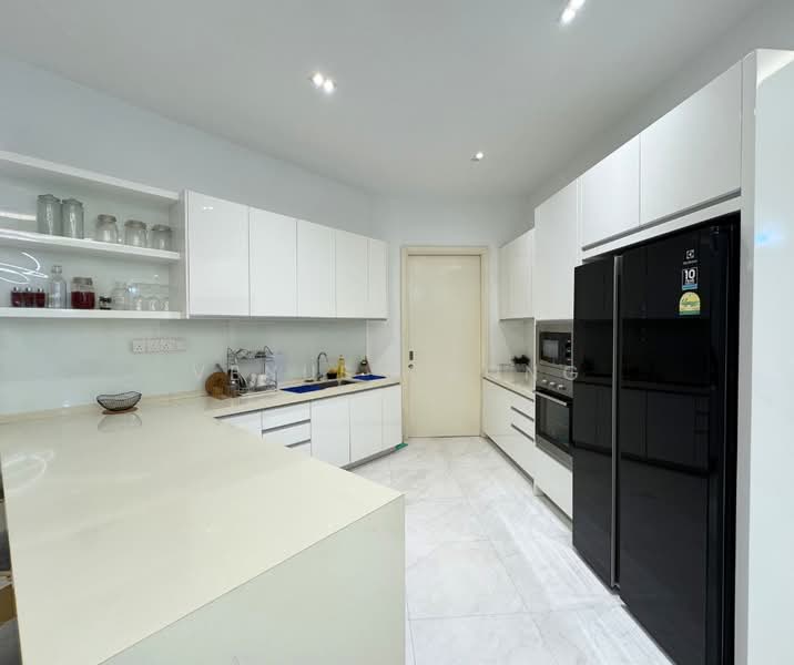 Kondominium untuk Disewa di Setia V Residences - Venus Chong - Kitchen - PropertyGuru.com.my
